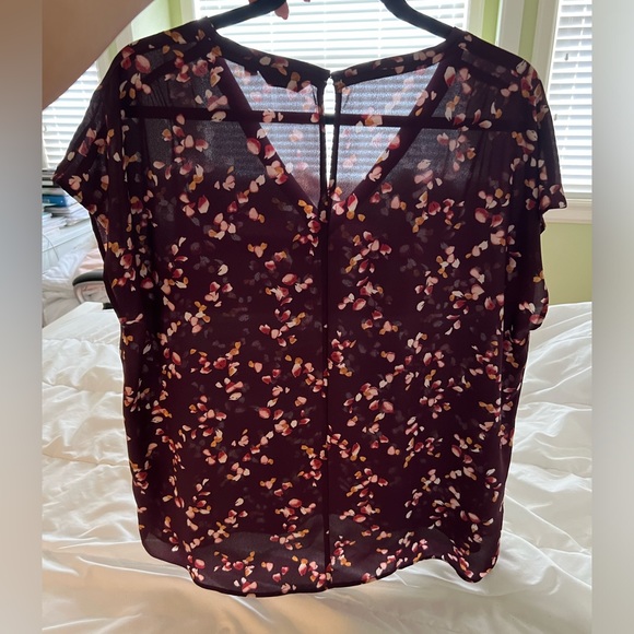 Women’s blouse from Reitmans size large - Picture 2 of 3